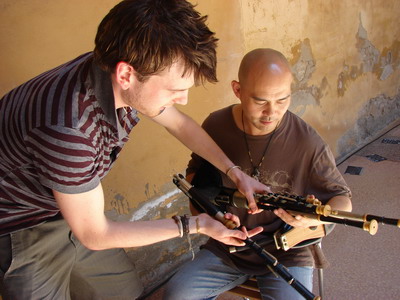 赵洪啸在意大利学习爱尔兰风笛