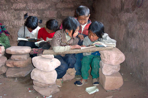 大家进来看看我们可怜的学生!让你触目惊心!!