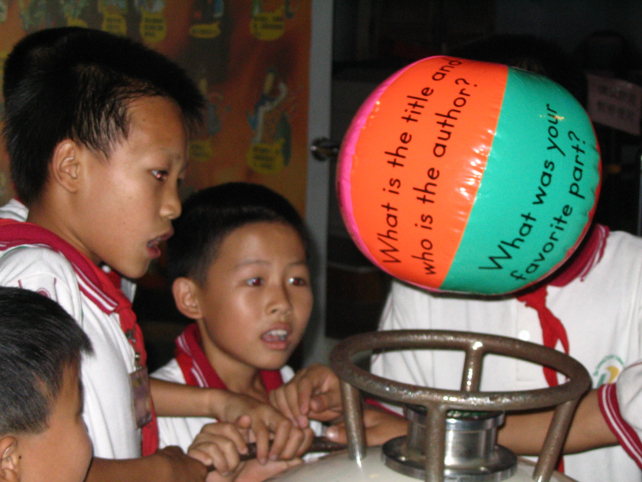 ��У��11����֯ѧ���ιۿ�ѧ����Ƭ